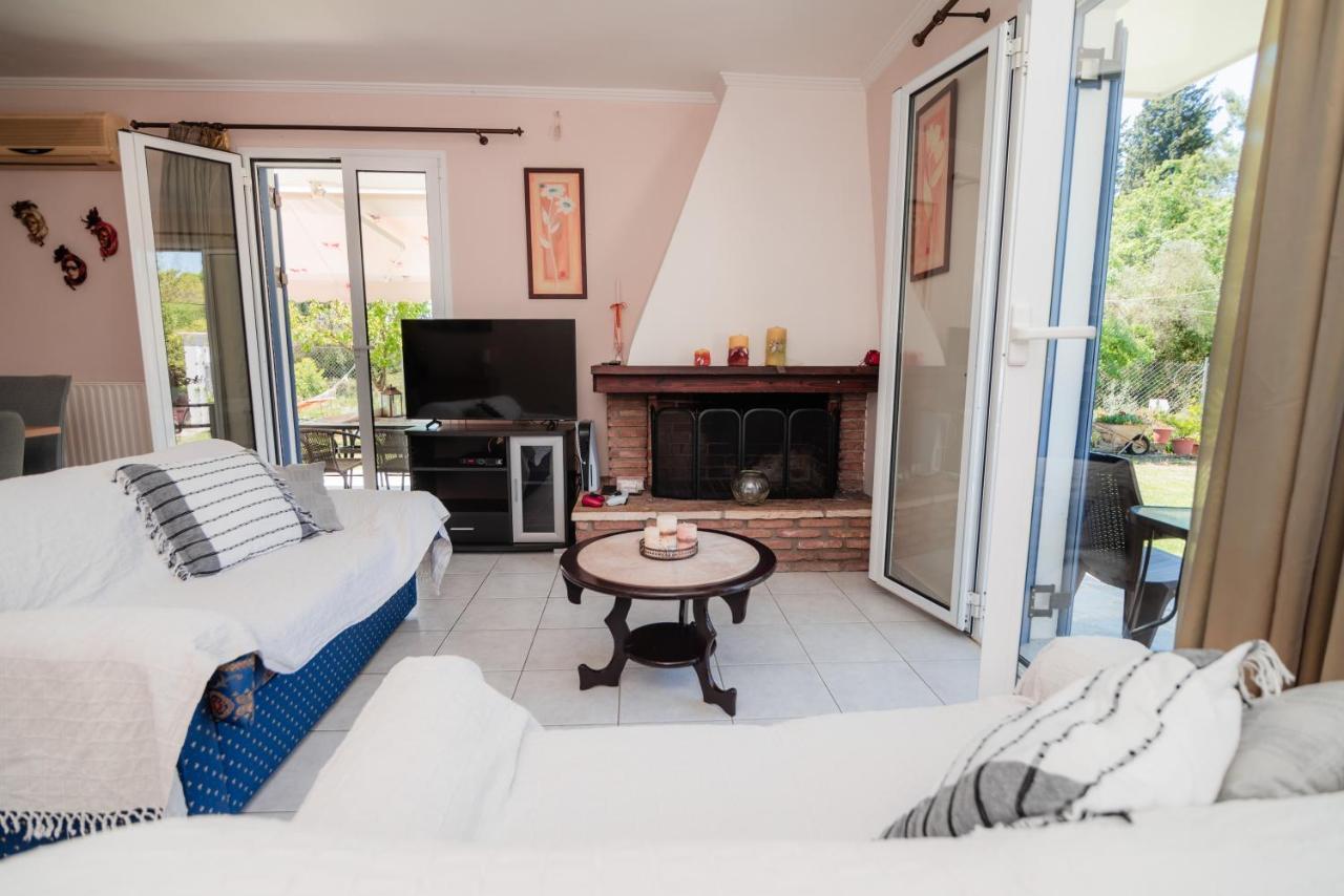 Anna Maria House Apartment เปรามา ภายนอก รูปภาพ