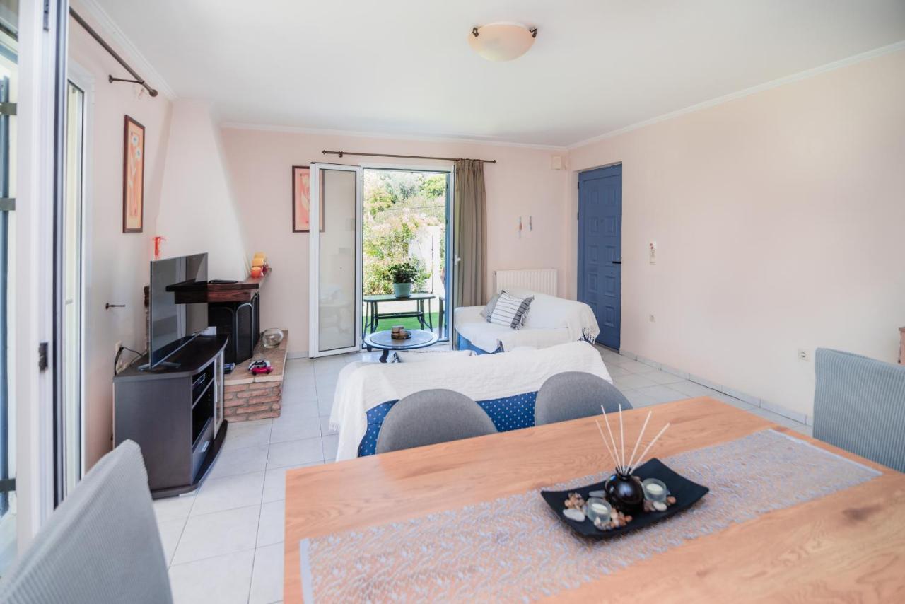 Anna Maria House Apartment เปรามา ภายนอก รูปภาพ